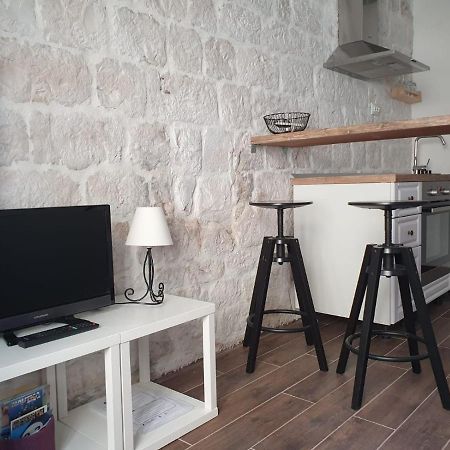 Apartments Kut Вис Экстерьер фото
